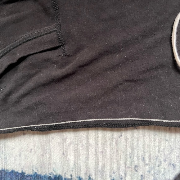 Small American eagle zip up sweatshirt - Picture 4 of 4